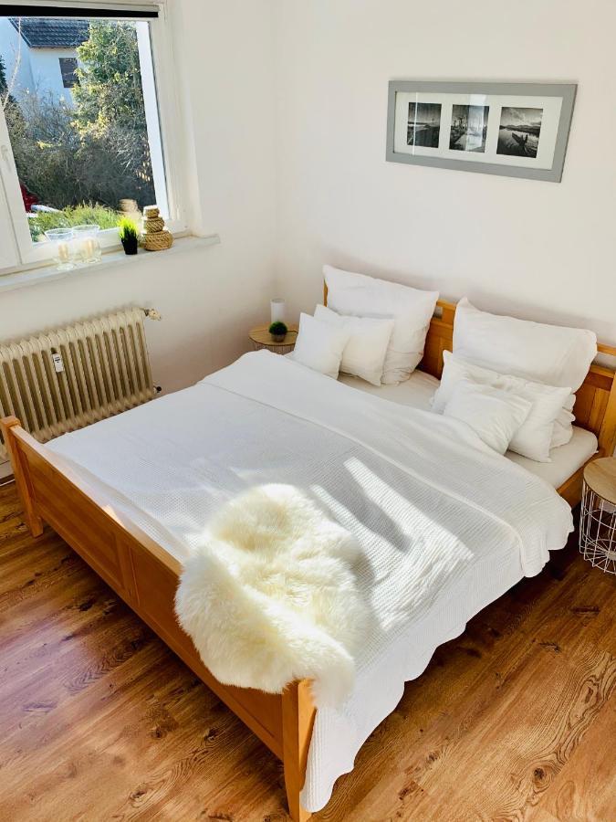 An Der Uniklinik, Apartment Mit Eigener Kueche Und Renoviertem Badezimmer, Zentrale Lage Homburg  Exterior photo